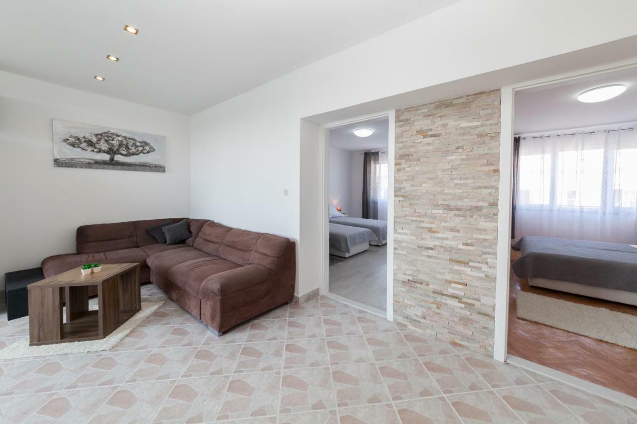 Apartment Bordura